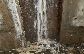 污水池伸缩缝带水堵漏_防水施工